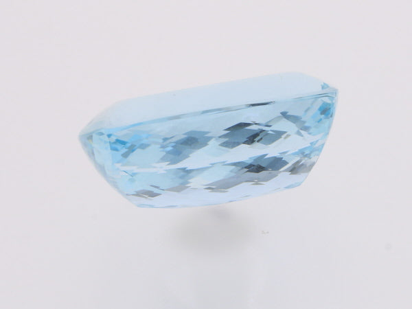66 Carat Natural Aquamarine - David's Antiques & Jewelry