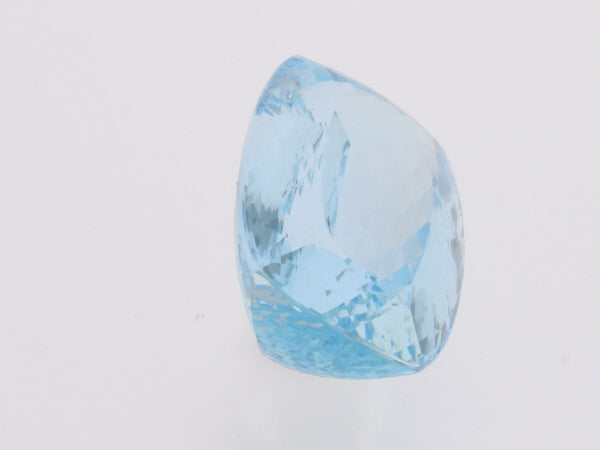 66 Carat Natural Aquamarine - David's Antiques & Jewelry
