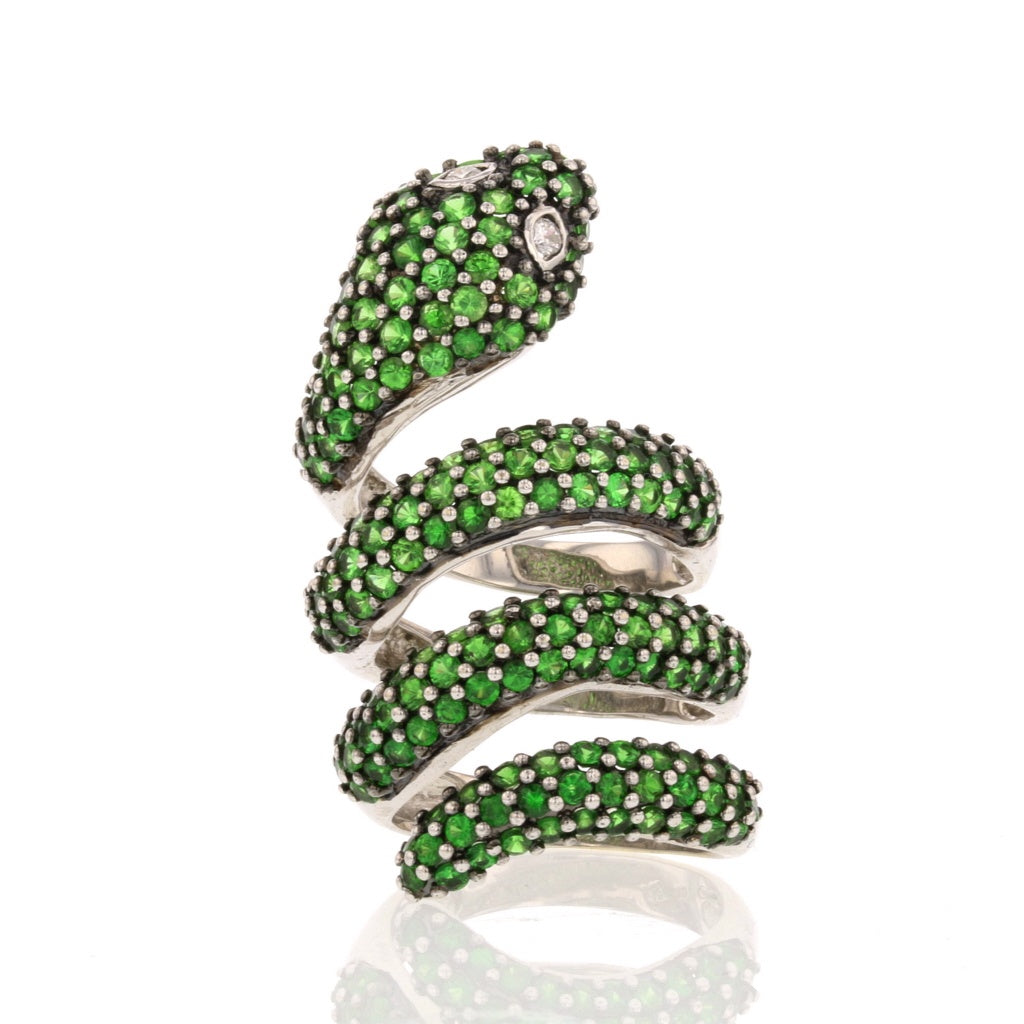 HE(R)STORY: The History of Snake Jewelry