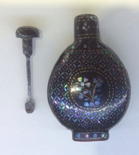 Chinese Lac Burgaute Snuff Bottle – Mother of Pearl Floral Designs - David's Antiques & Jewelry