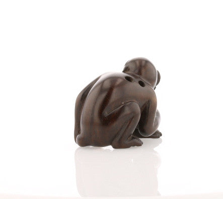 Vintage Ironwood Netsuke: Monkey with Nut - David's Antiques & Jewelry